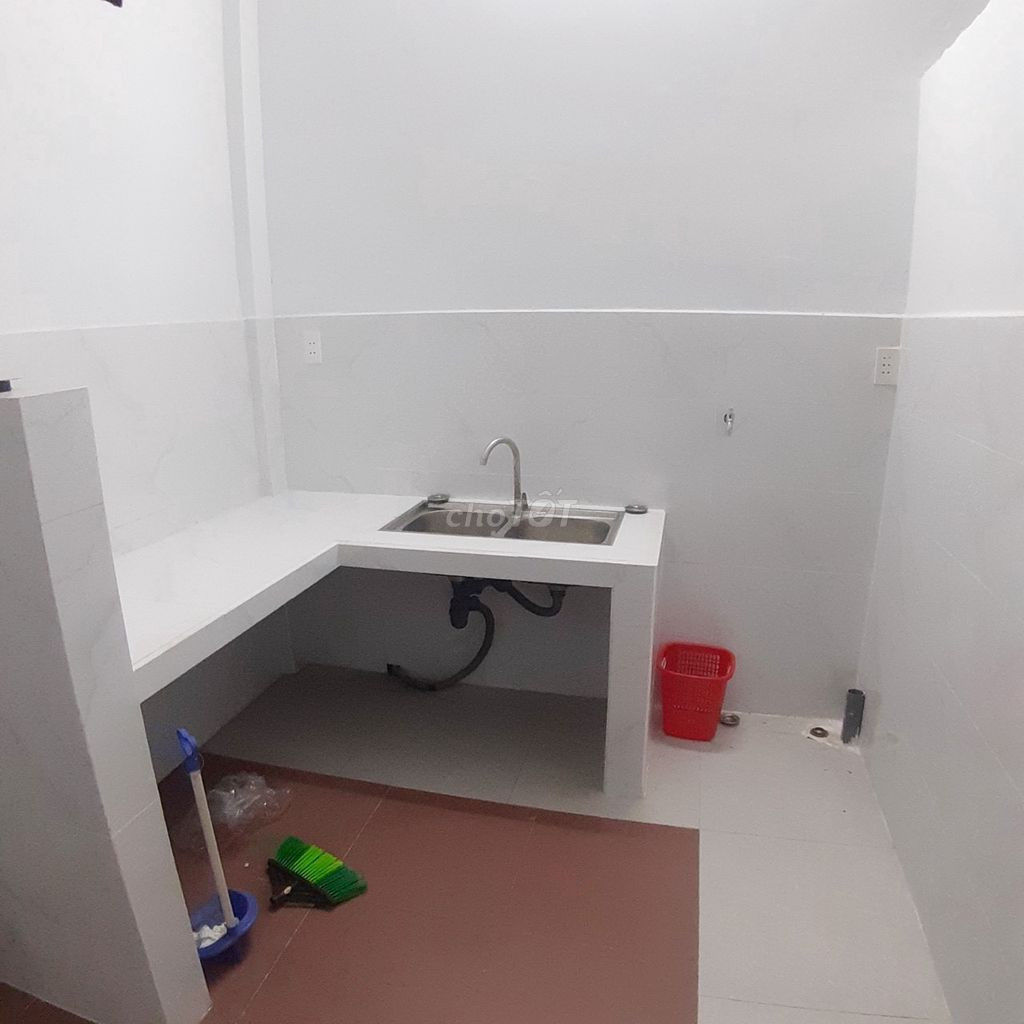 Cần Sang HĐ nhà nguyên căn Góc 2 Mặt tiền đường Cách Mạng Tháng 8, P7, Quận Tân Bình